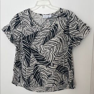 Nicole Miller 100% Linen Black Palm Print Top Size 1X Tropical Coastal Lagenlook